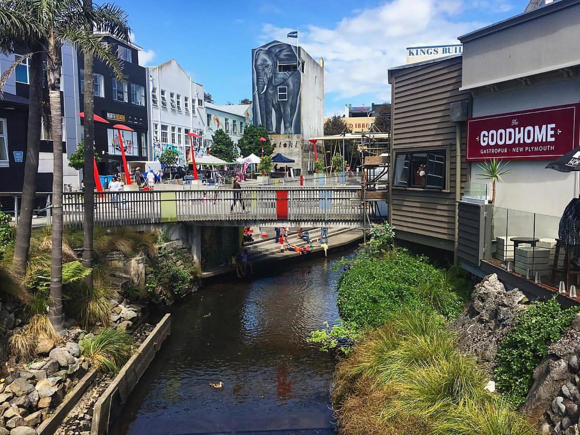 Stay Central The Loft New Plymouth Bagian luar foto